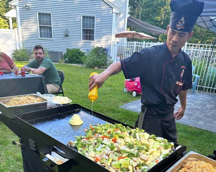 birmingham-al-hibachi-chef-grilling